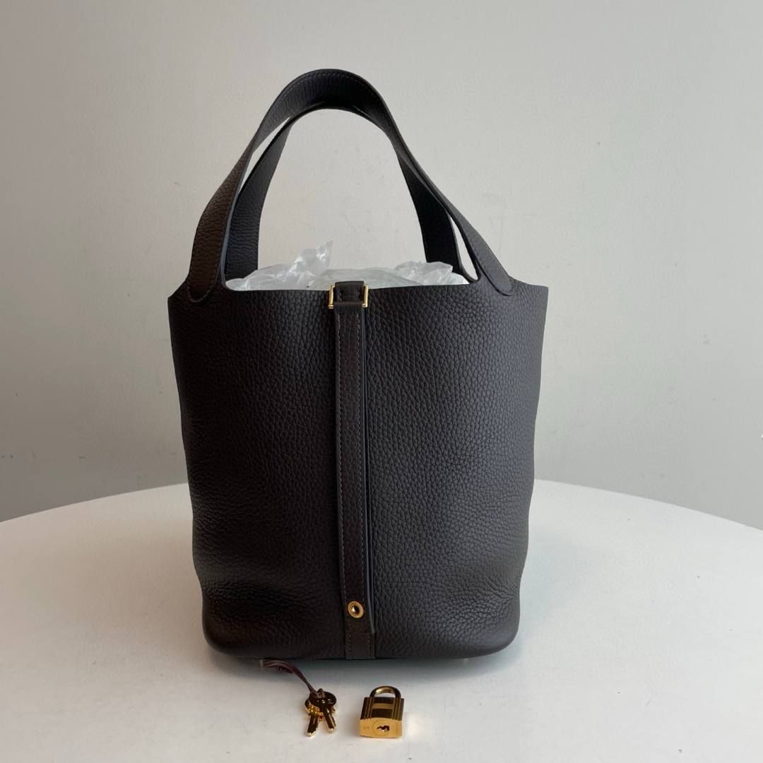 Hermes Taurillon Clemence Picotin Lock 22 MM Black