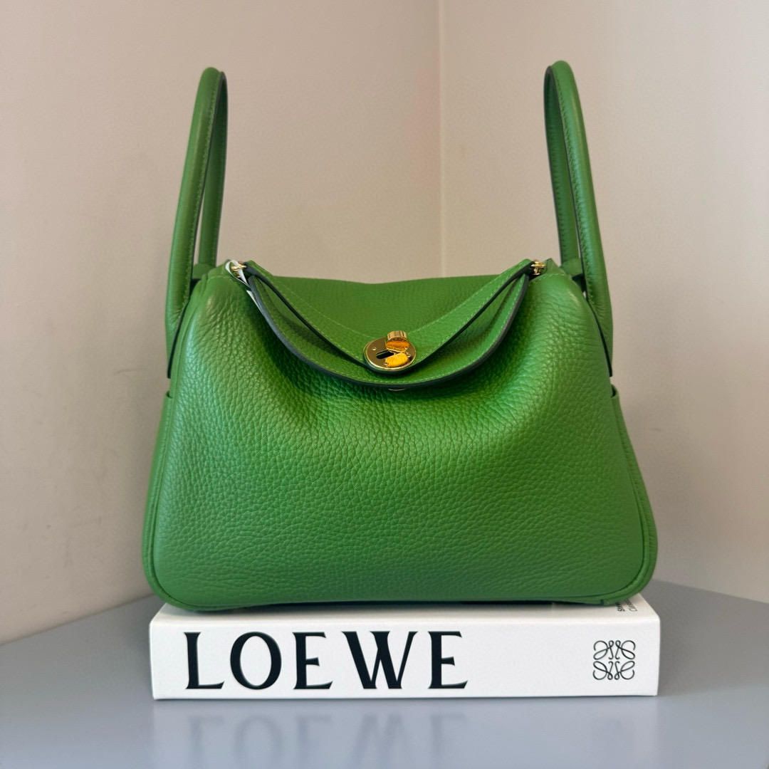 Hermes Taurillon Clemence Lindy 26 Vert Yucca