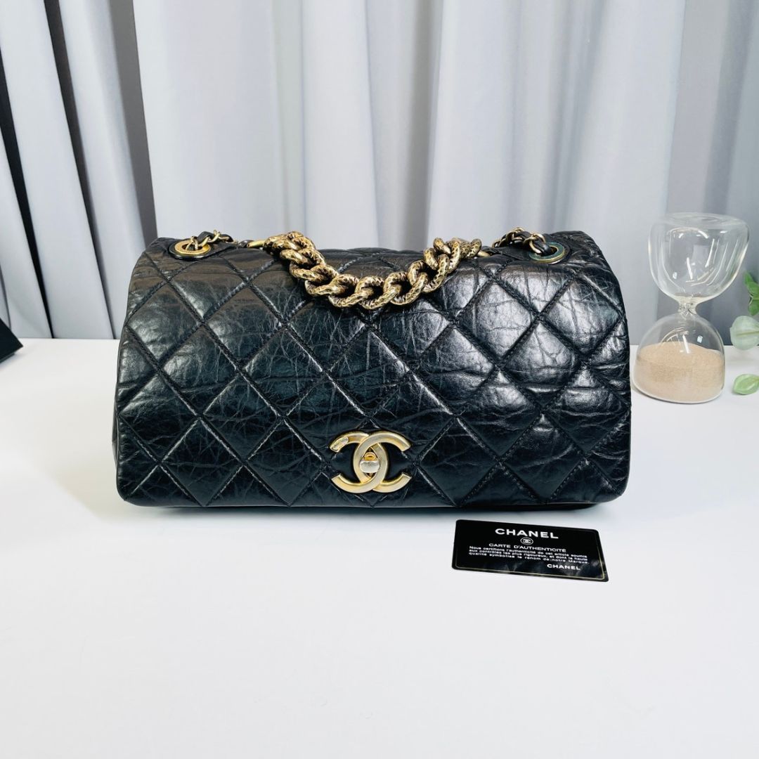 Chanel Aged Calfskin Quilted Medium Pondichery Flap Black