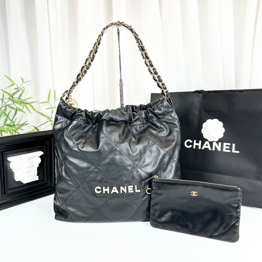 Chanel 22 Tote Shoulder Bag Black Calfskin Gold Hardware
